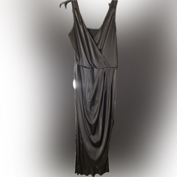 Size medium Little black dress - Picture 7 of 7